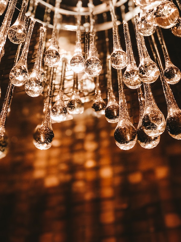 Luxe Lampen: Creëer een Luxueuze Sfeer in Huis met Exclusieve Verlichting